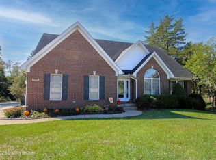 5329 Oaklawn Park Dr, Louisville, KY 40299