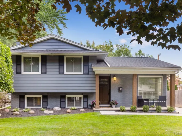 708 Shenandoah Dr, Clawson, MI 48017