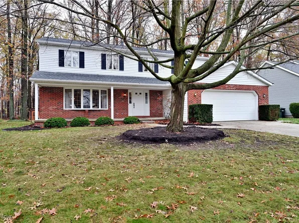 26934 Tall Oaks Trl, Olmsted Township, OH 44138