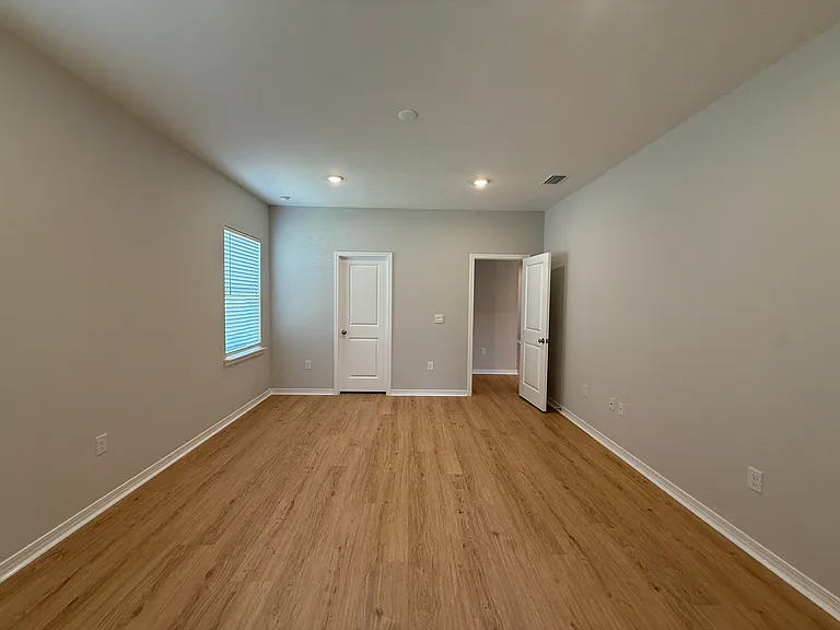 23903 Dominus Dr — Photo 5