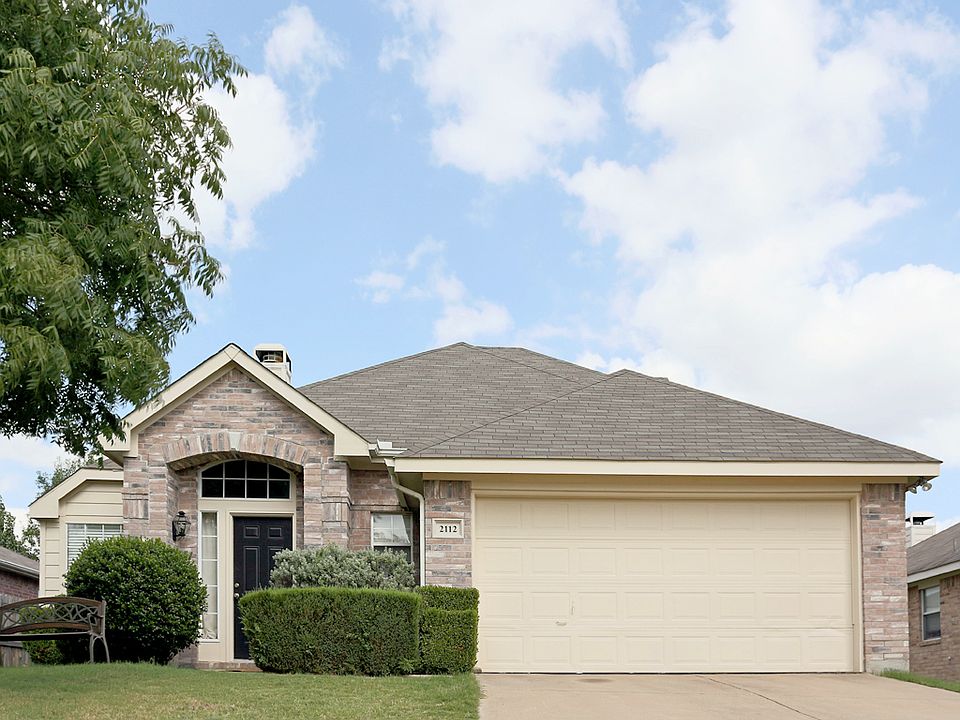1st image of 2112 Wisteria Way