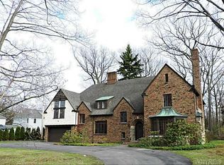 628 Mountain View Dr, Lewiston, NY 14092