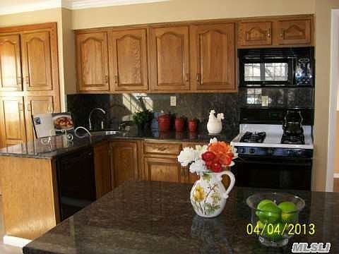4th image of 42 Leewater Ave
