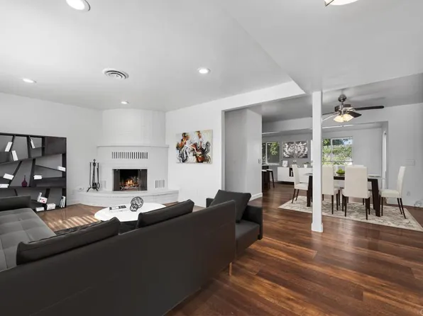 1860 Alessandro Trl, Vista, CA 92084