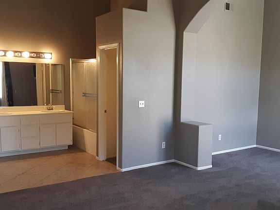3rd image of 11137 Provencal Pl