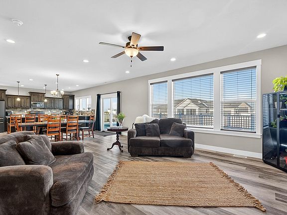 5th image of 14946 Hamilton Ln