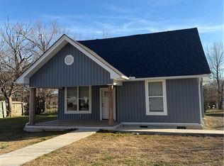 703 NW 1st St, Atkins, AR 72823