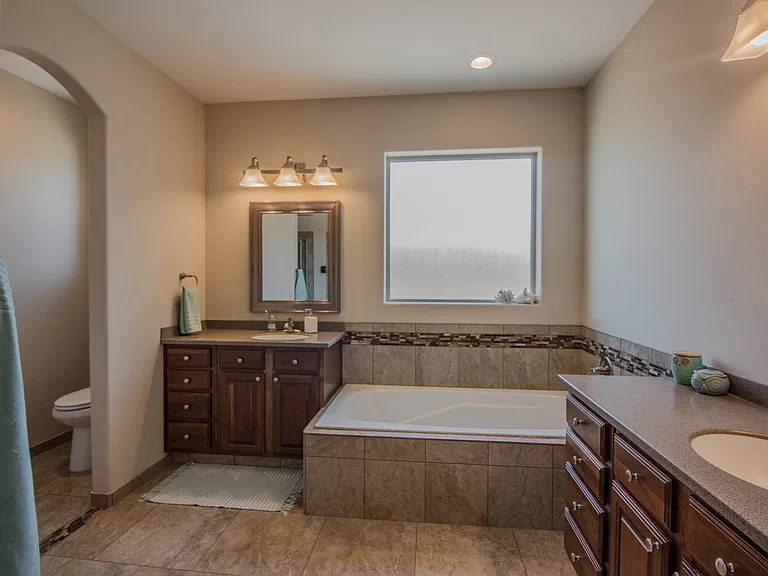 1155 Santiago St — Photo 18