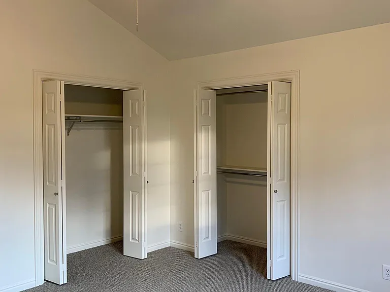 355 N 1200 E — Photo 14