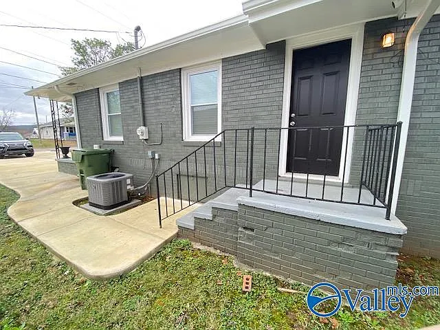 1236 Oshaughnessy Ave NE — Photo 29