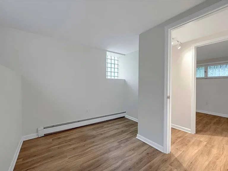 205 Hudson St #1 — Photo 15