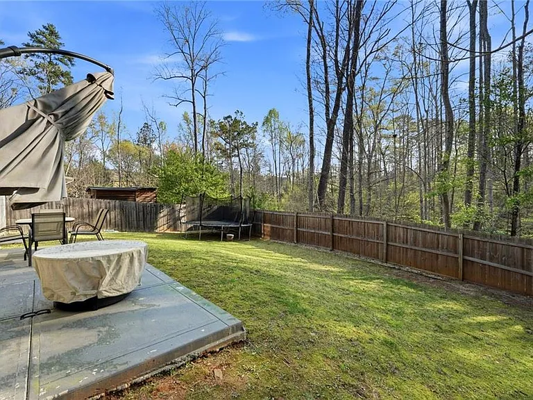 268 Oak Rd — Photo 24
