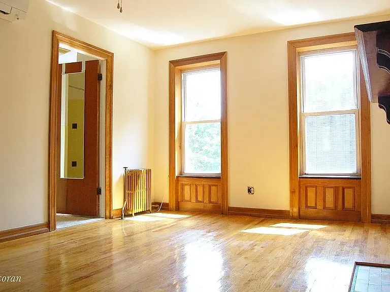 175 Underhill Ave #4 — Photo 2