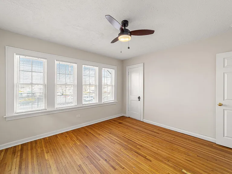 16209 Madison Ave #4 — Photo 7
