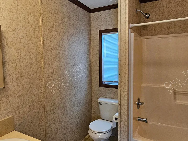 419 Elmwood Cir — Photo 5
