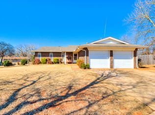 3317 Simmons Dr, Del City, OK 73115