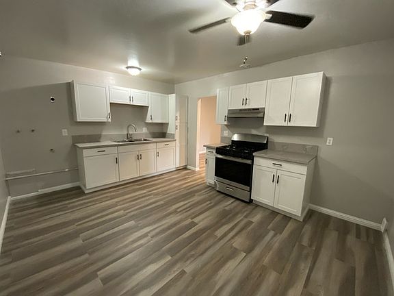 5th image of 14930 Badillo St APT C