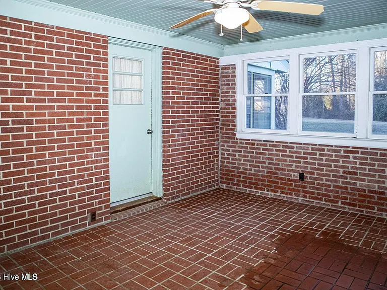 3545 State Highway 42 W — Photo 12