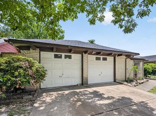 9222 Vanwood St, Houston, TX 77040