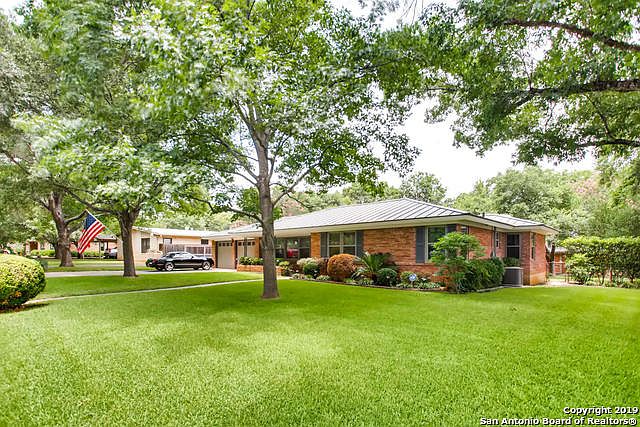 1st image of 327 Laramie Dr