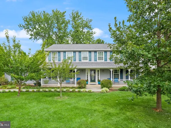 12511 Thunder Chase Dr, Reston, VA 20191