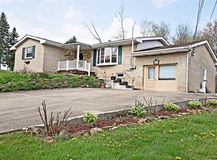 109 Owens Rd, Coraopolis, PA 15108