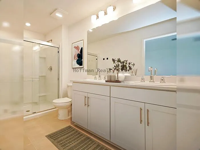 2407 Paravane Way — Photo 5