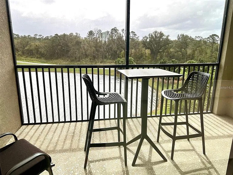 18114 Gawthrop Dr #305 — Photo 8