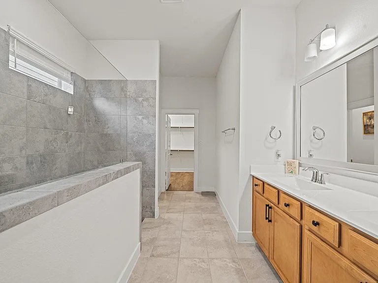 18530 Joyous Ln — Photo 17