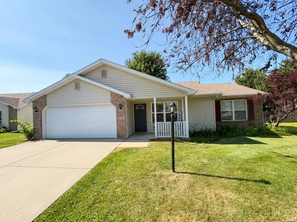 3224 Doe St, Warsaw, IN 46582