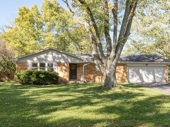 28 Parkwood Dr, Brownsburg, IN 46112