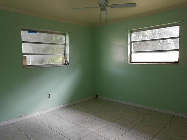 1st image of 1180 NW 179th Ter