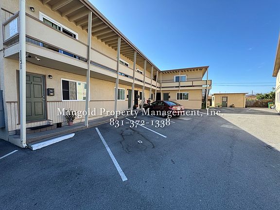 3rd image of 1131 & 1137 Carson St #1131-F