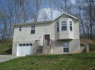 2651 E Old Ashland City Rd, Clarksville, TN 37043