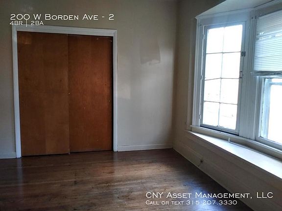 4th image of 200 W Borden Ave #2