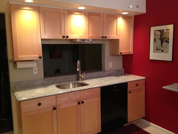 4th image of 15E Foxwood Dr #E