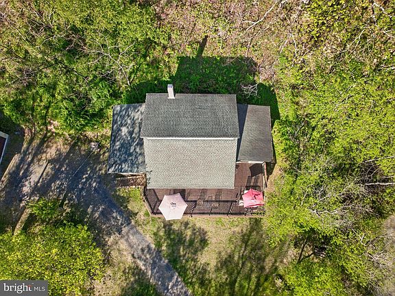 5th image of 902 Misty Meadow Ln