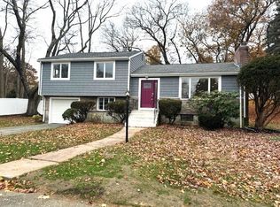11 Ashmont Rd #11, Wellesley Hills, MA 02481