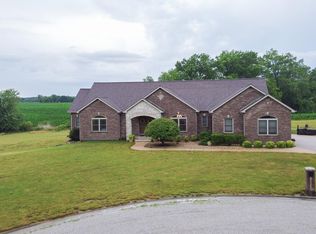 10840 Platinum Ln, Mascoutah, IL 62258