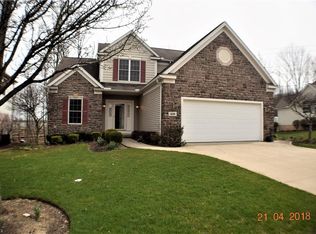 459 White Spruce Dr, Macedonia, OH 44056