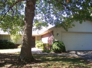 41 W 26th Cir, Fayetteville, AR 72701
