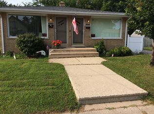 1002 44th St, Kenosha, WI 53140