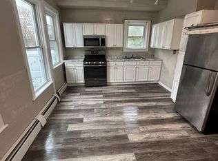 305 Prospect St #1, Pawtucket, RI 02860