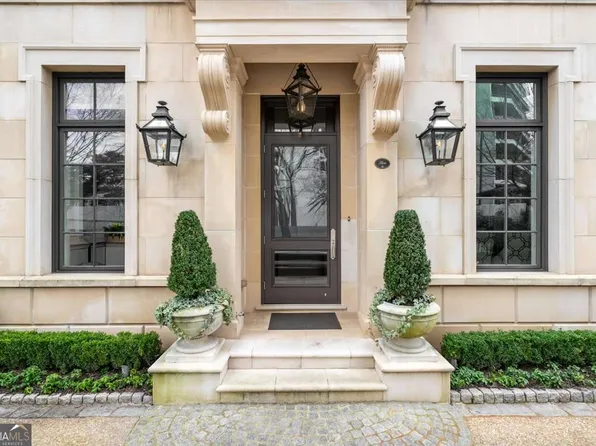 2640 Peachtree Rd NW Unit 3, Atlanta, GA 30305