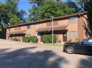 1 Briar Hill Rd, Charleston, WV 25314