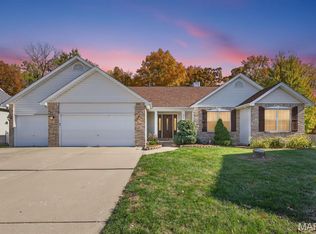 1433 Schoal Creek Dr, Saint Peters, MO 63366