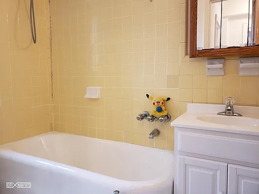 Rented by Citi Habitats | media 22