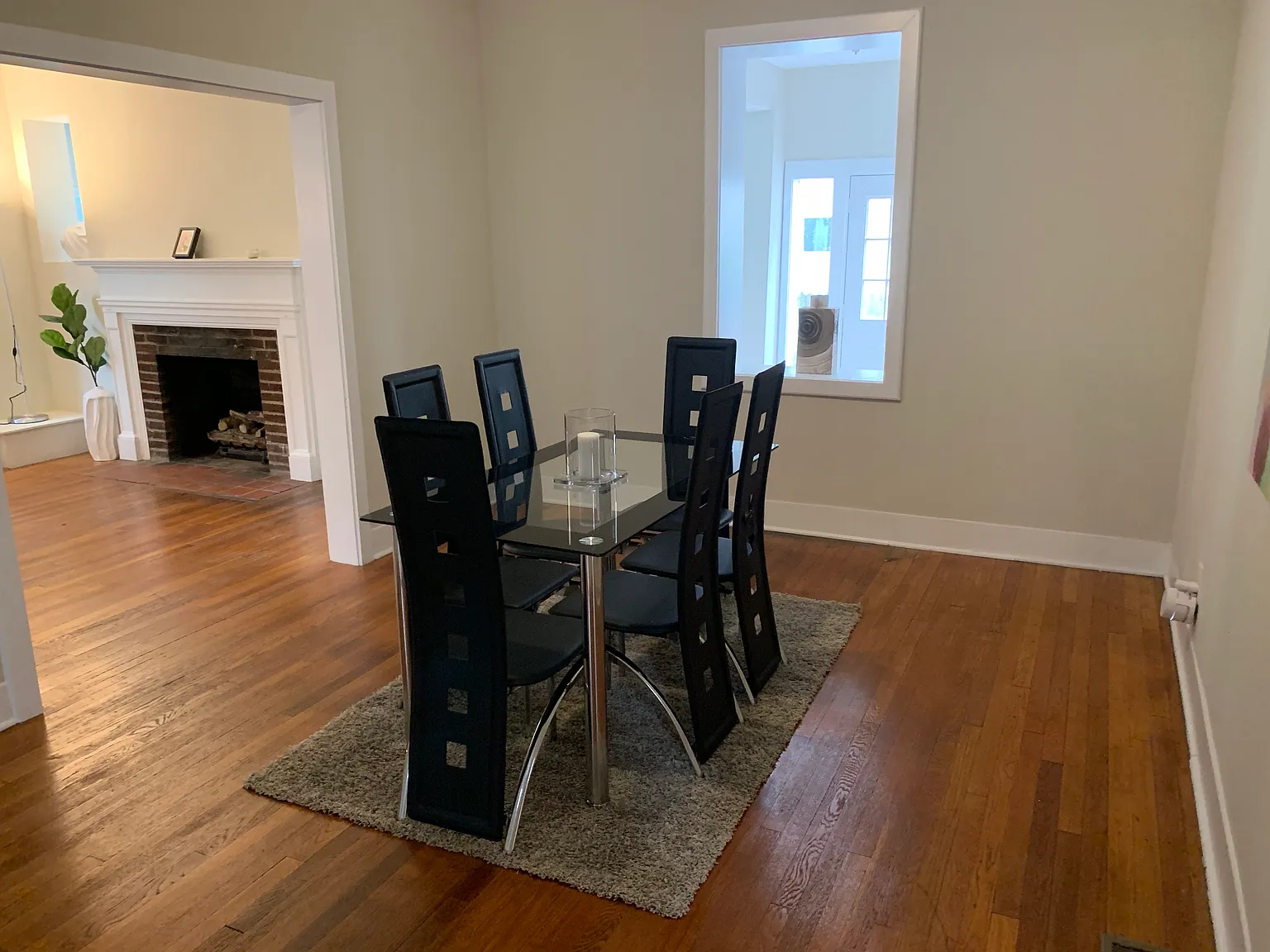 5 bed, 6500 sqft, $1,350 — Photo 2