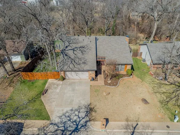 1805 Chaparral Ln, Edmond, OK 73013