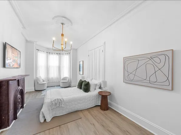 64 Oak Street image 3 of 15